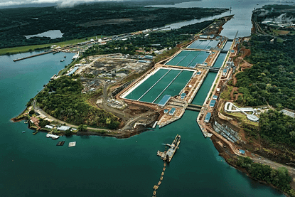 Sea panama charters canal de panama 1.png